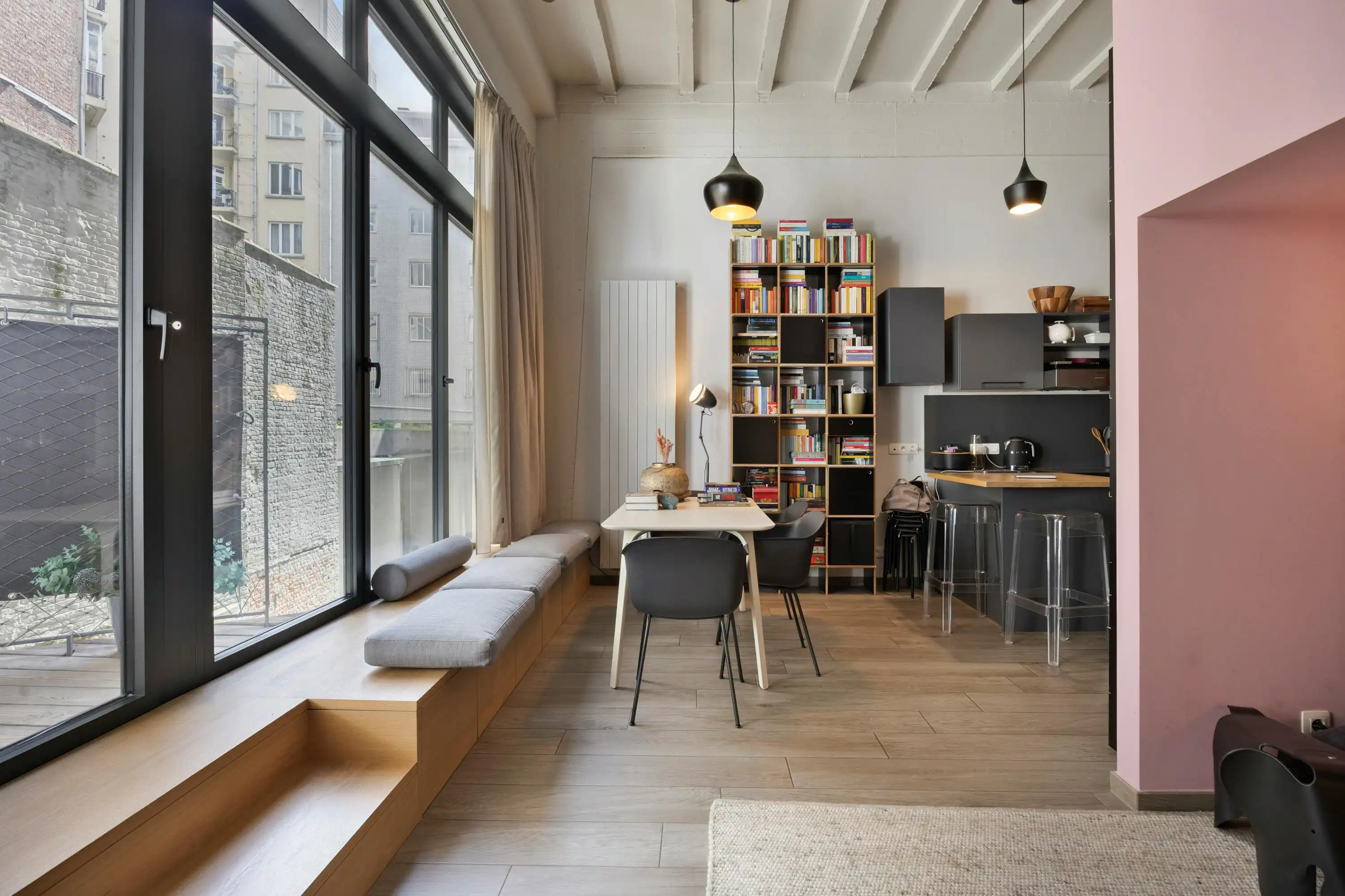 Prachtig 1-kamerappartement aan Sint-Katelijne te koop foto 7