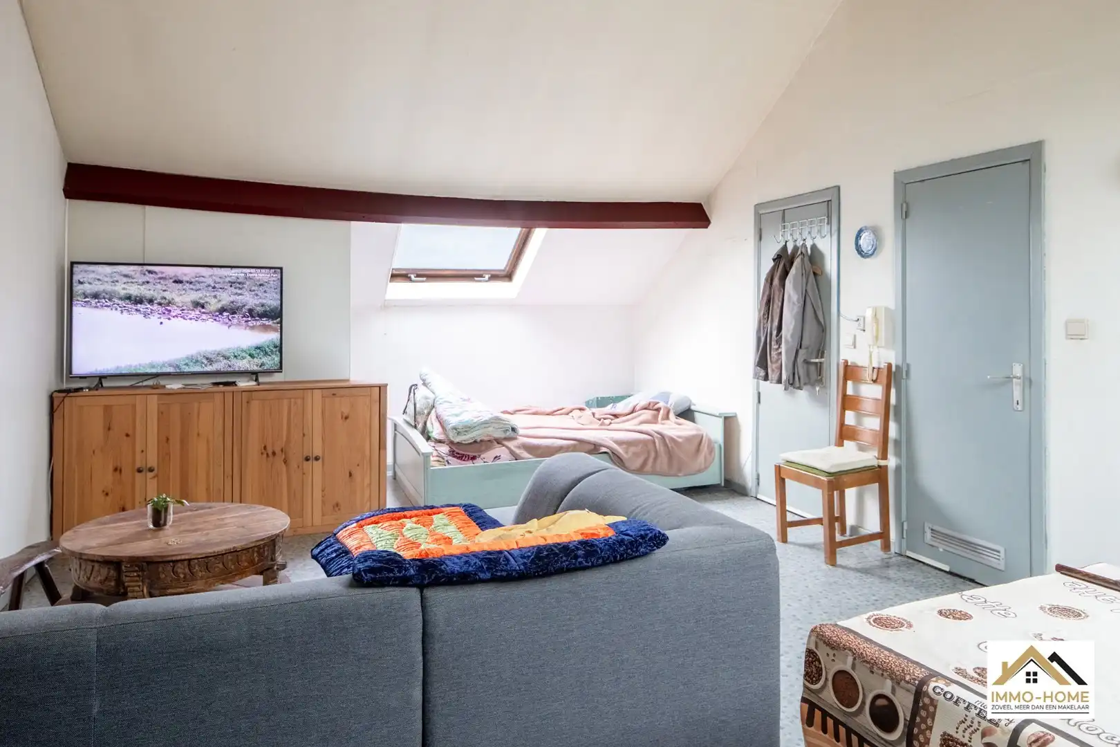 Opbrengsteigerndom met vijf appartementen foto 27