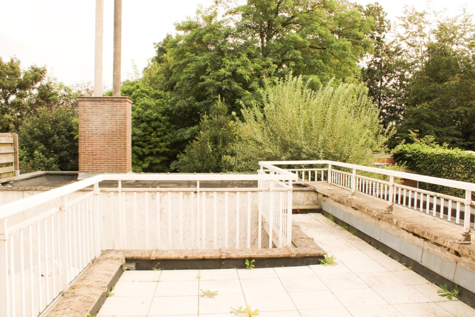 Bijzonder gunstig gelegen ruime gezinswoning met 4 slaapkamers, tuin én dakterras te koop nabij het centrum van Beveren-Waas foto 31