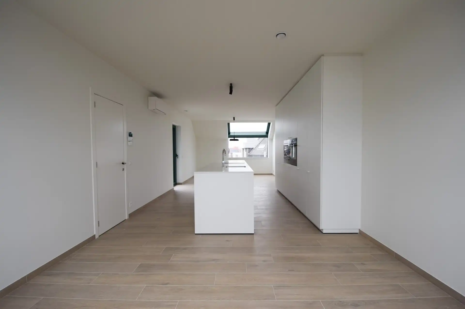 Luxueus duplex-appartement in het centrum van Sint-Gillis-Waas! foto 4