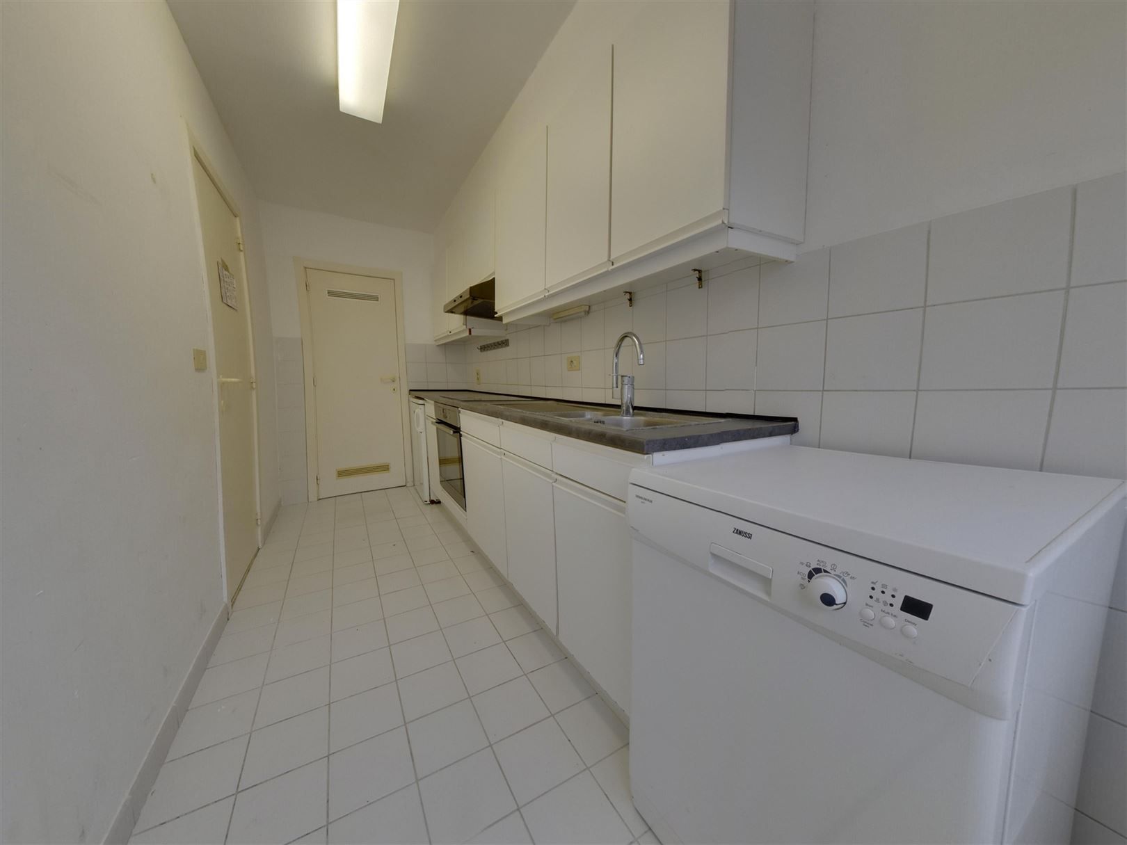 Te koop: Ruim appartement met zeezicht in Middelkerke. foto 3