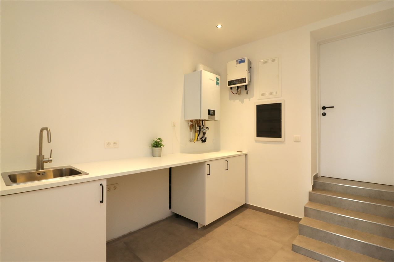 gerenoveerd, energiezuinig, inpandig Zgericht terras en garage foto 29