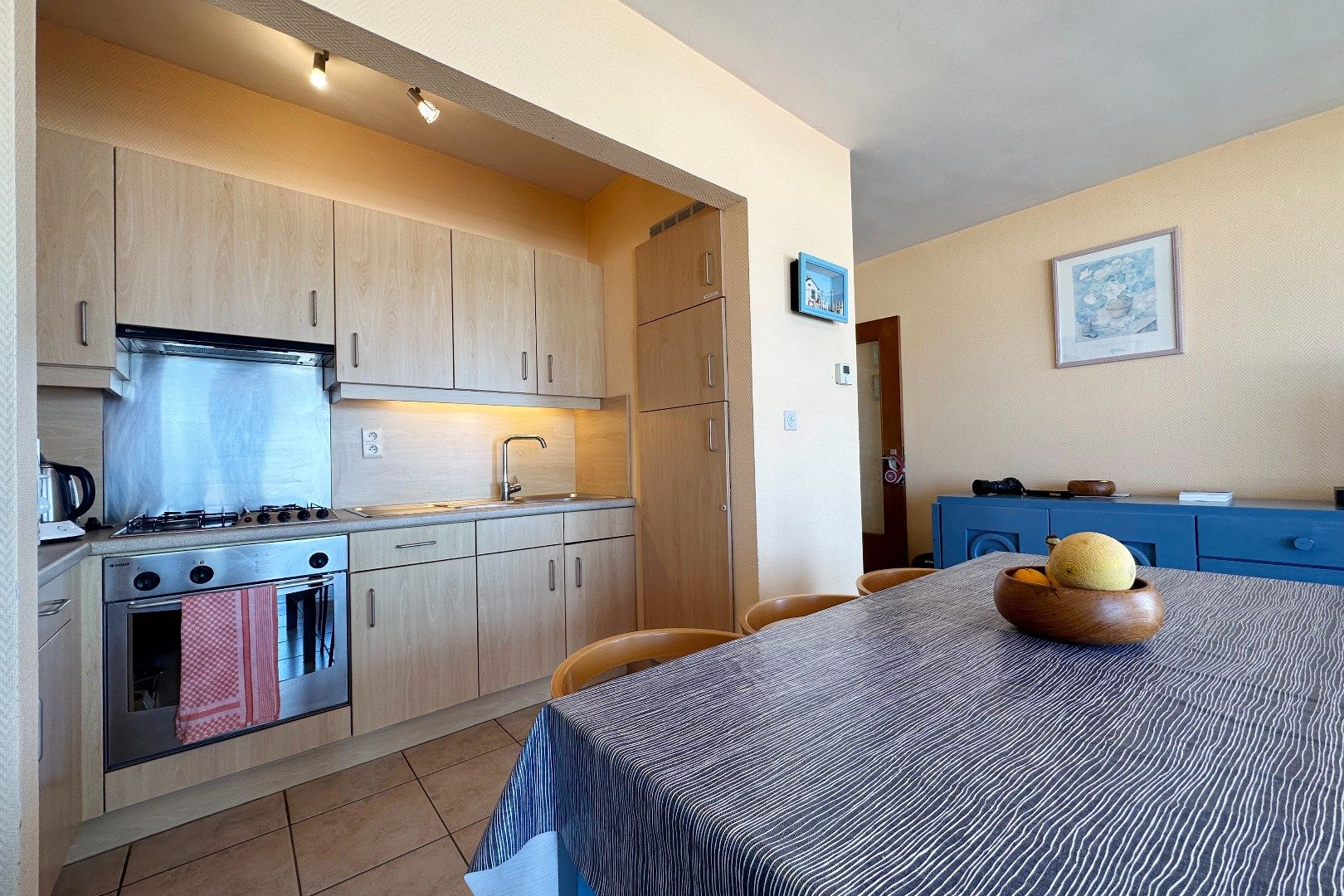 Exclusief Triplex Appartement op de Zeedijk van Wenduine – Luxe, Comfort en Zeezicht! foto 8