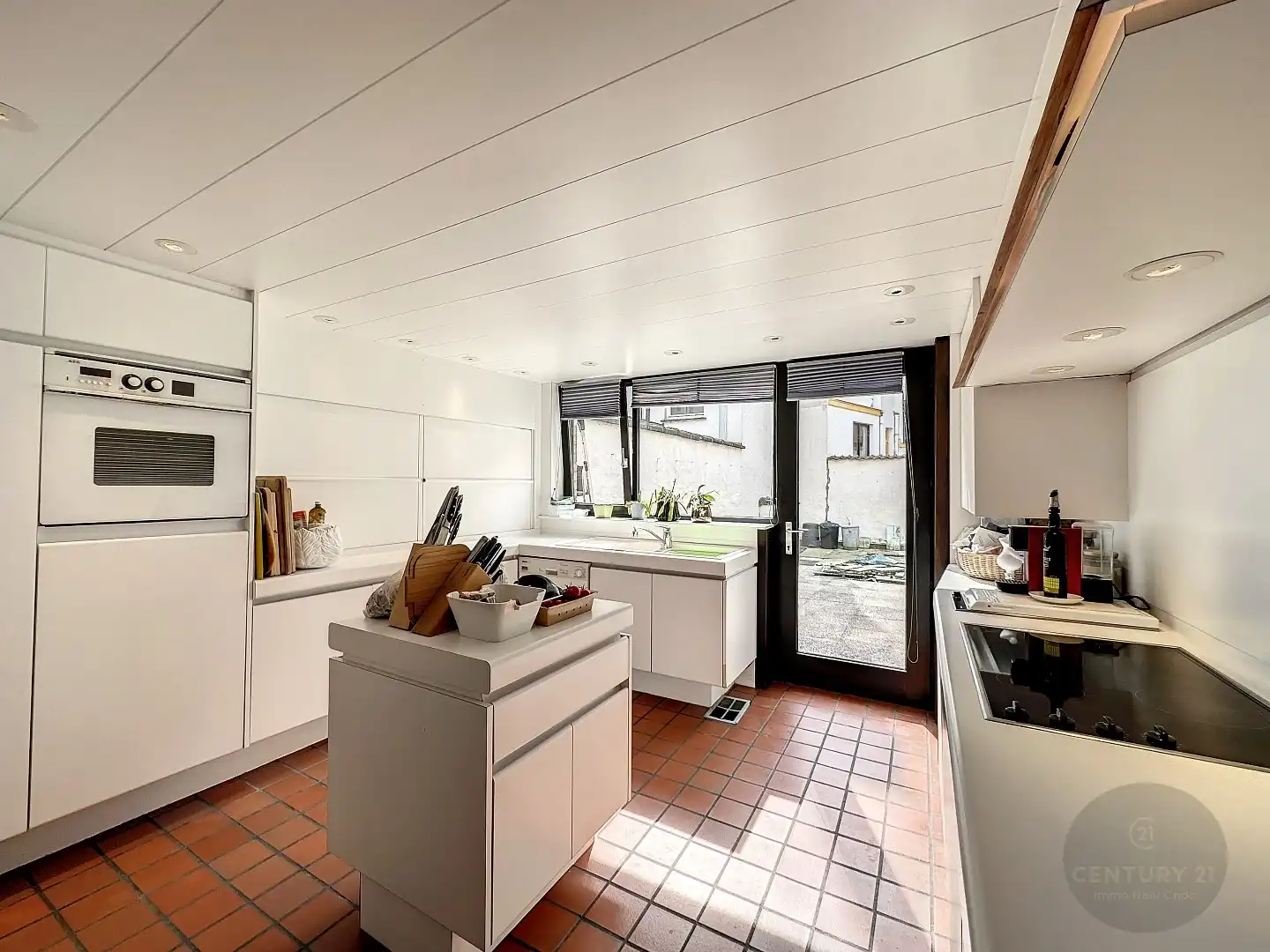 OPBRENGSTEIGENDOM / PROJECT/ HANDELSPAND MET WOONST foto 14