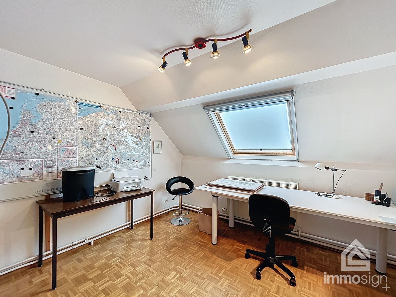 Ruim triplex appartement met vier slaapkamers in hartje Bocholt! foto 20