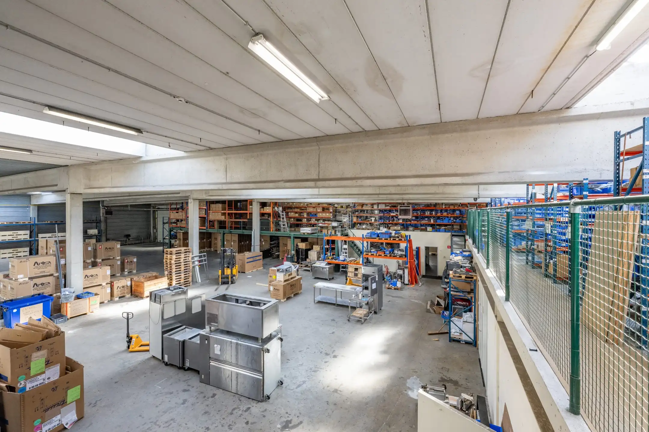 TE HUUR Bedrijfsgebouw te Wilrijk foto 22