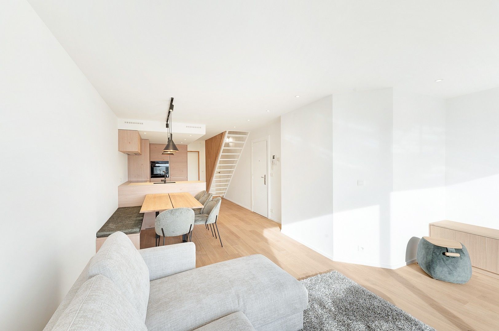 Zonnig gerenoveerd duplex penthouse appartement te Zoute foto 5