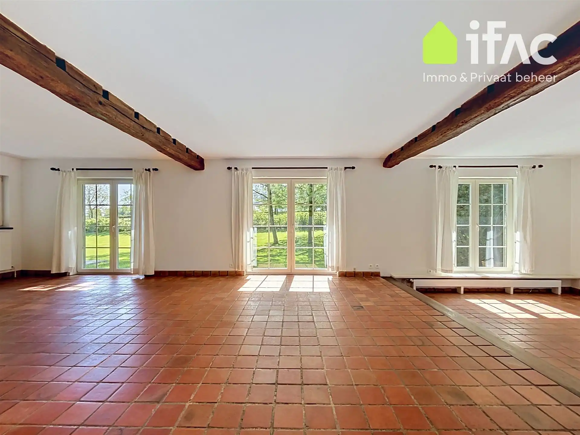 Charmante villa gelegen aan de rand van het Zoniënwoud foto 4