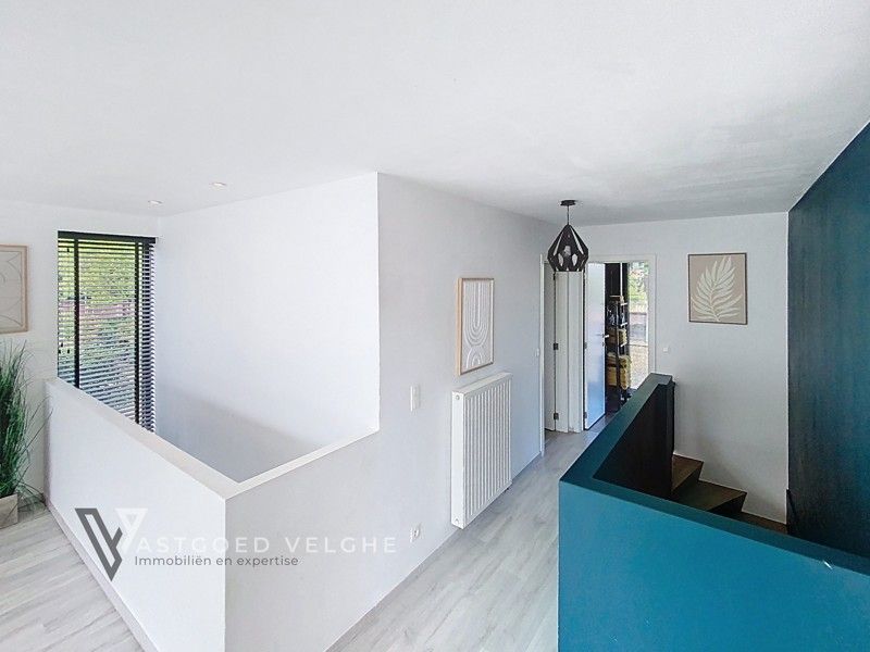 Moderne woning  van 151m² op wandelafstand van het centrum van Genk foto 15