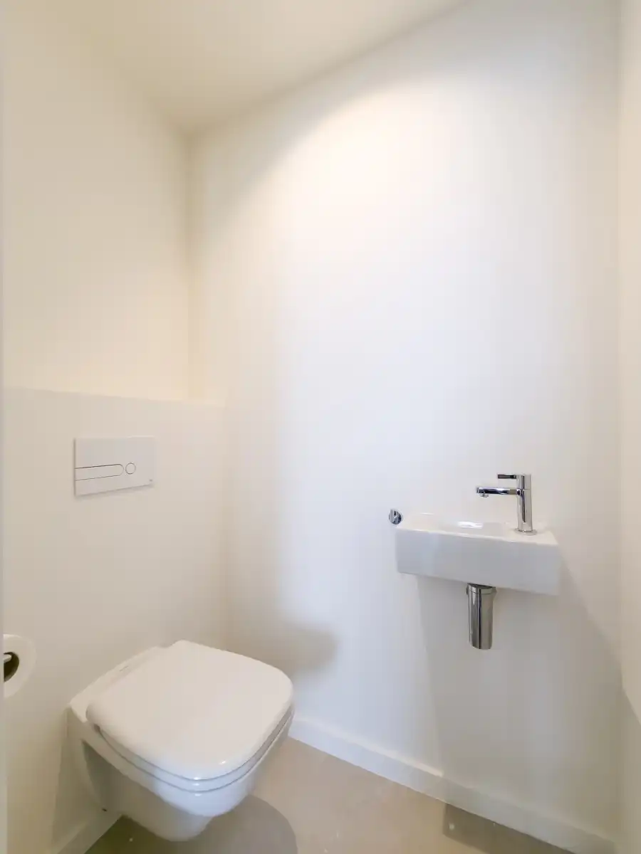 Rustig en comfortabel 2slpk appt. met mooi terras foto 18