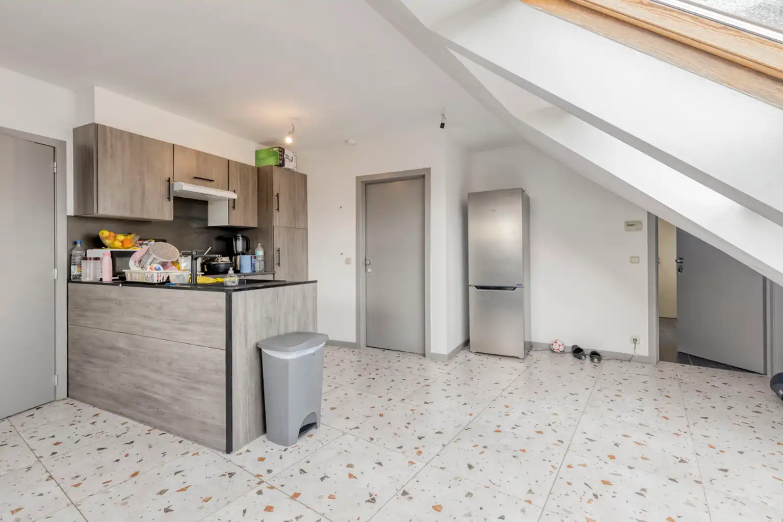 Iinstapklaar dakappartement met 2 slaapkamers te Asse foto 4
