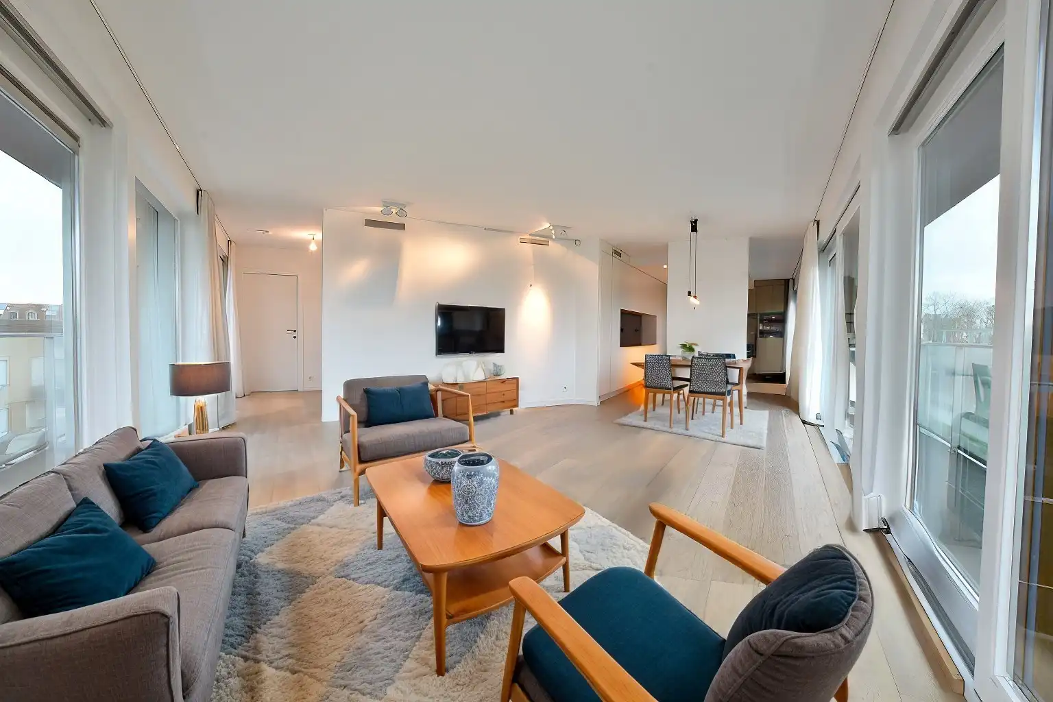 Luxueus praktisch appartement (122m² + 30 m²) met rondom terrassen te Nieuwpoort-Stad foto 3