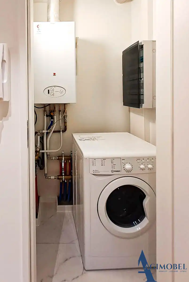 Hypermodern  hoek appartement met twee slaapkamers foto 8