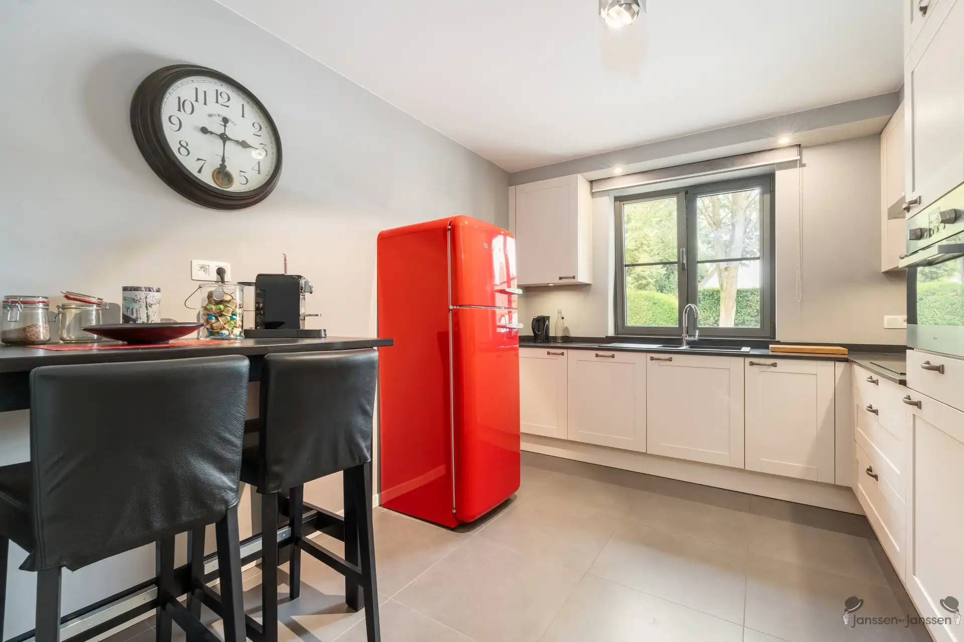 Ruim en energiezuinig gelijkvloers appartement (101 m²) met garage op toplocatie in Schilde foto 6
