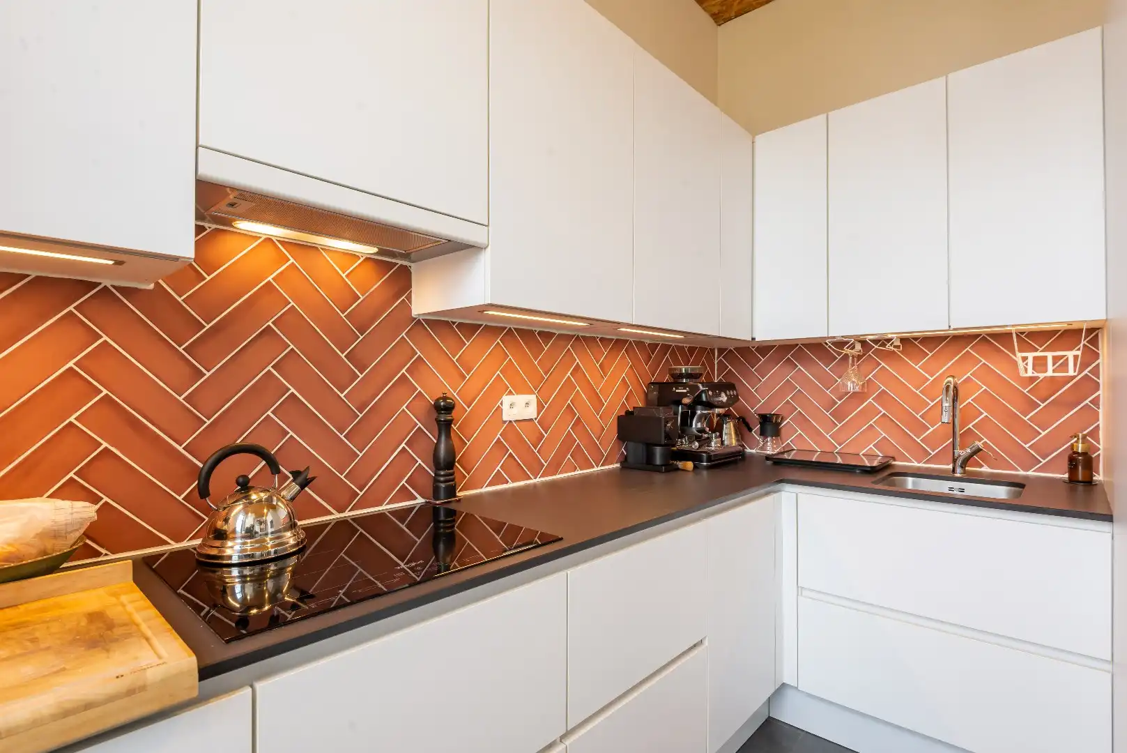 Gerenoveerde en energiezuinige starterswoning foto 2