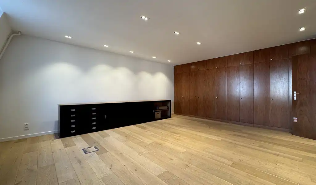 Kantoren te huur in monumentale herenwoning in Anwerpen foto 14