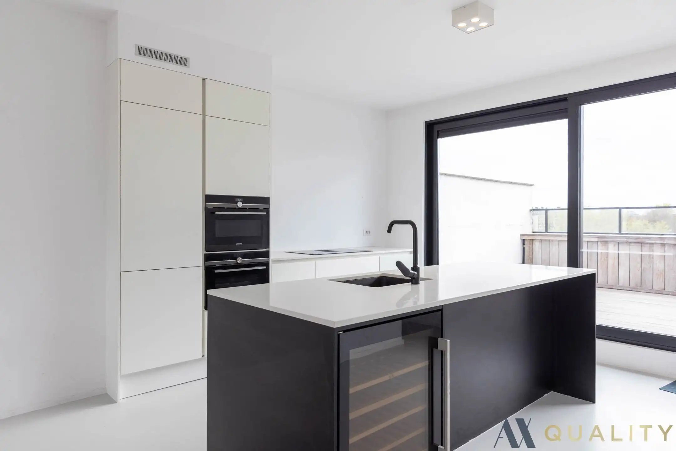 Stijlvolle penthouse met ruime terrassen in hartje Antwerpen foto 2