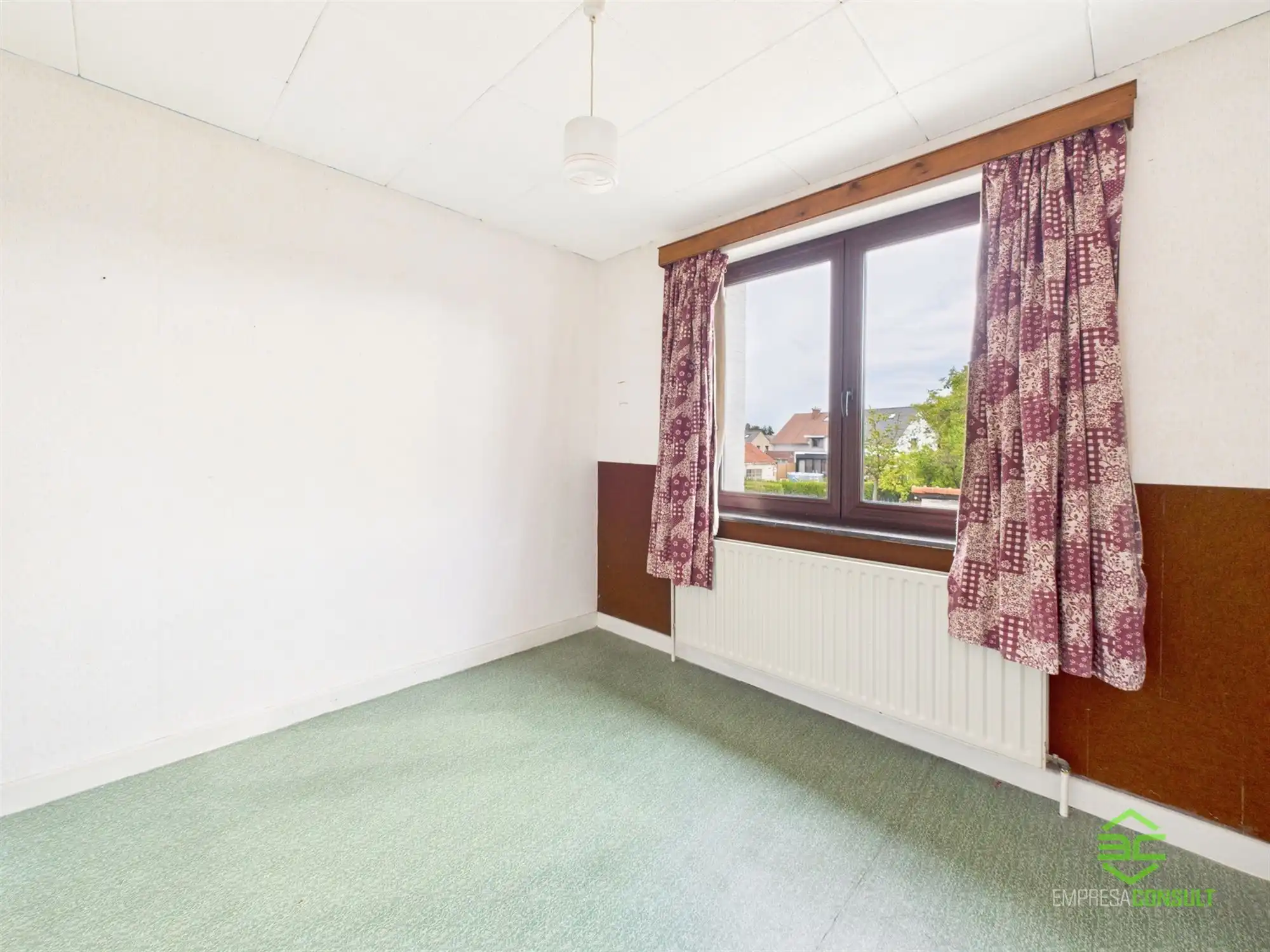 Op te frissen gezinswoning op een rustige locatie! foto 15