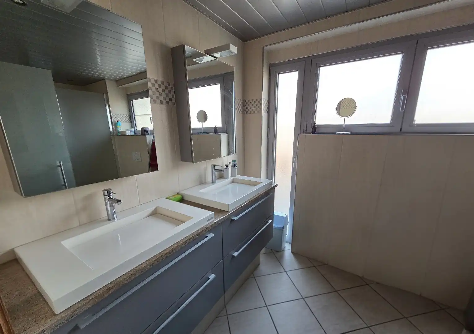 Ruim appartement met kantoorruimte in dorpskern Kampenhout foto 14