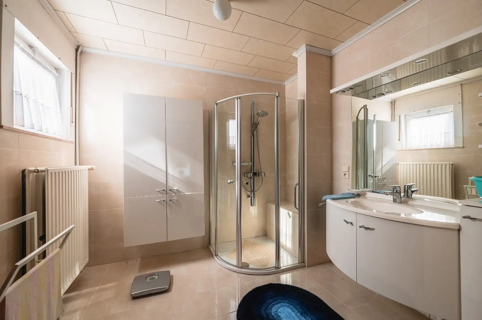 Alleenstaande woning van 291 m² met een loods van 473 m² en een schuur van 189 m² foto 20