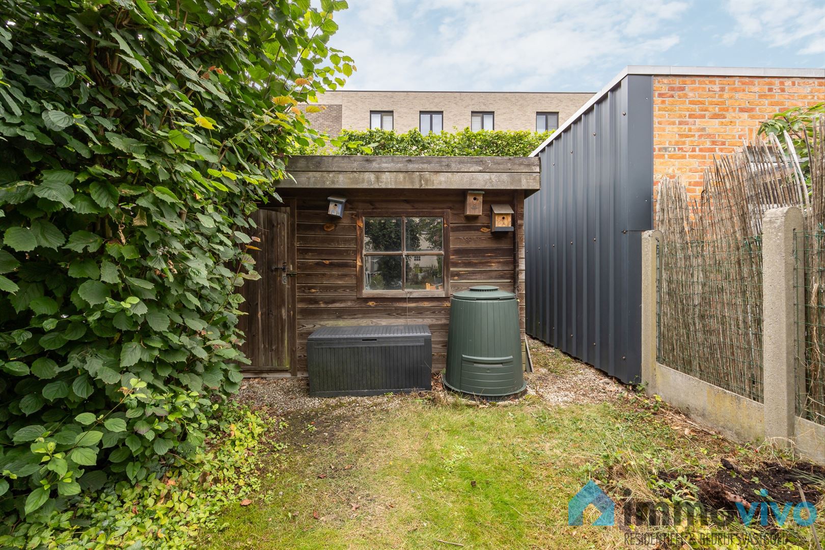 Woning met vier slaapkamers, privé oprit en leuke tuin foto 6