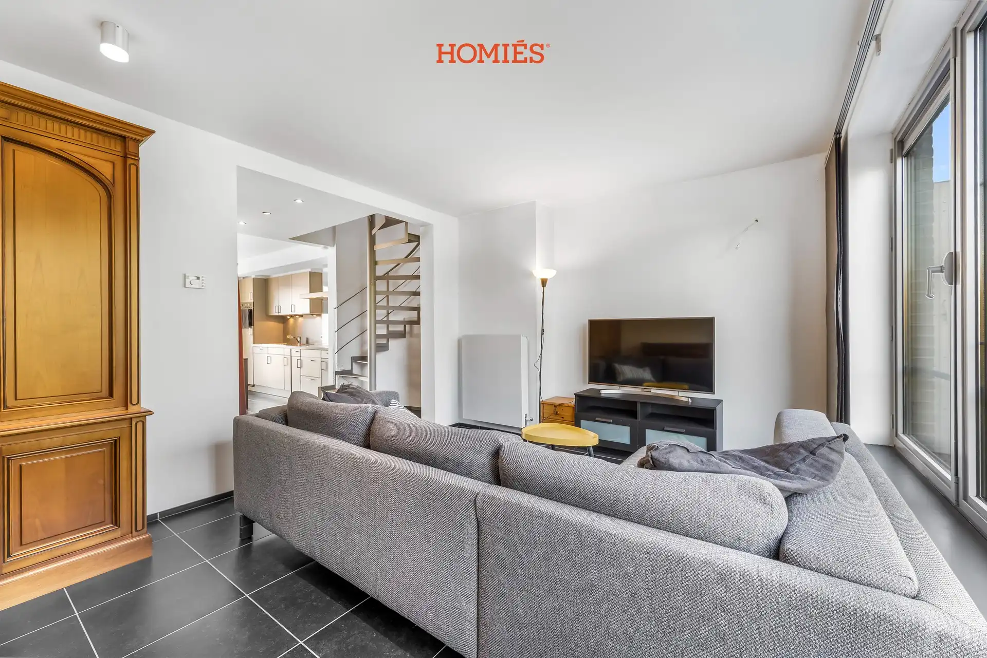 Opbrengsteigendom: Ruim kantoor + duplexappartement foto 14