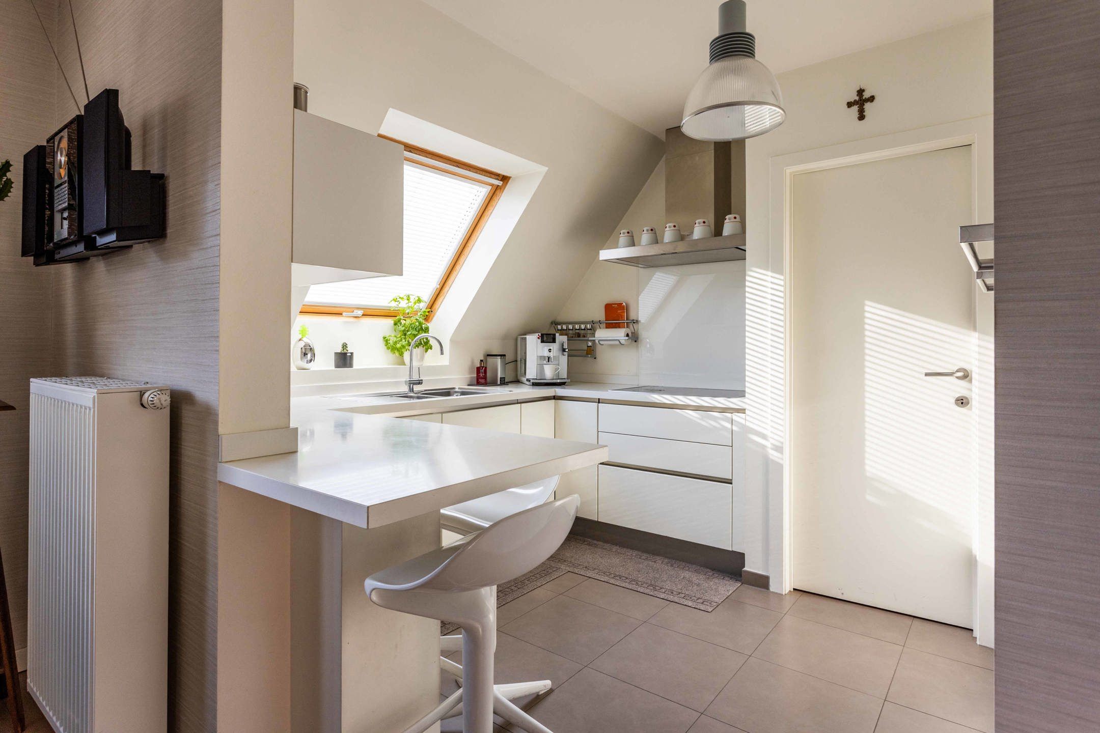 Ruim appartement 163 m² + 2 staanplaatsen & terras foto 9