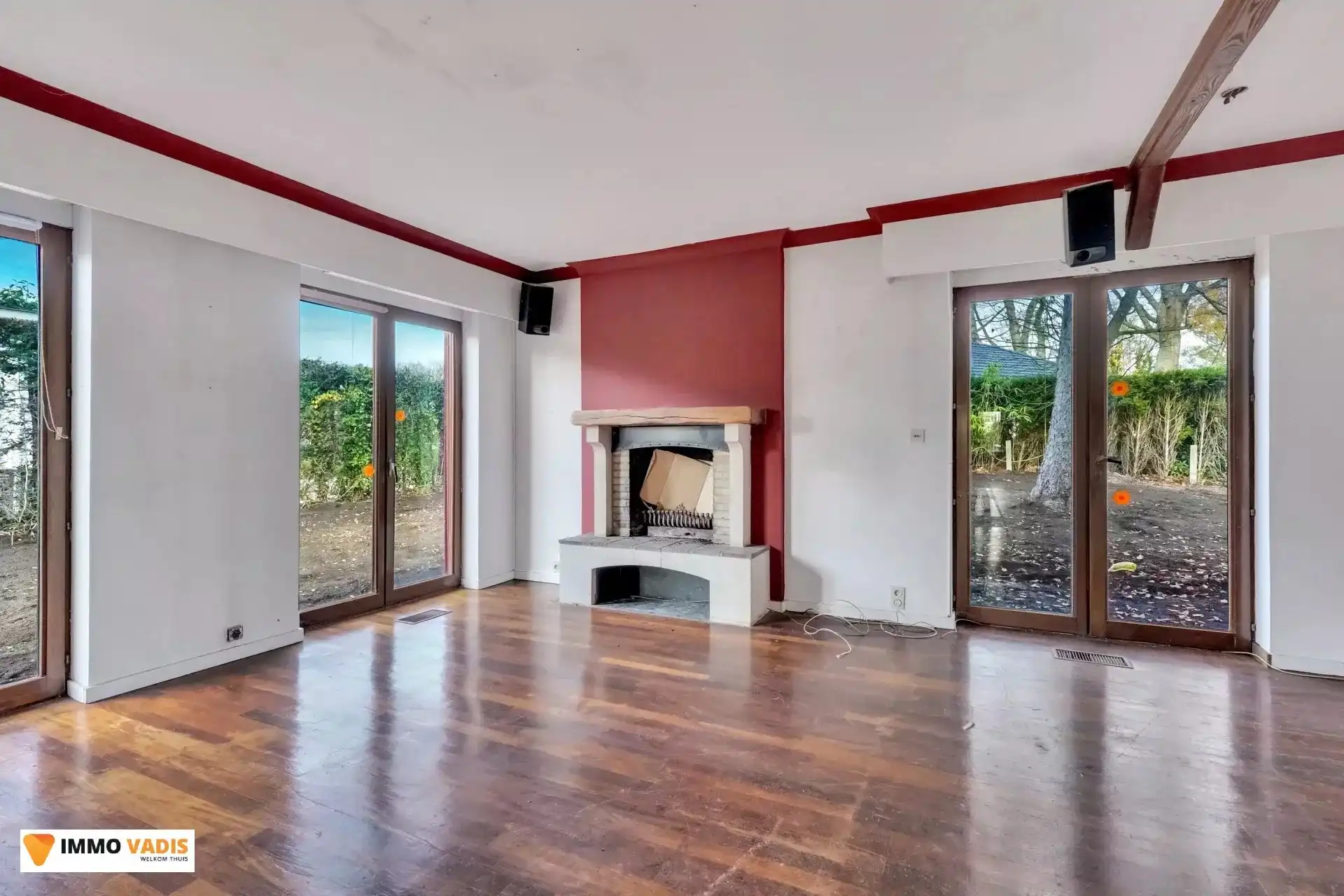 Woning met vijf slaapkamers en inpandige garage foto 7