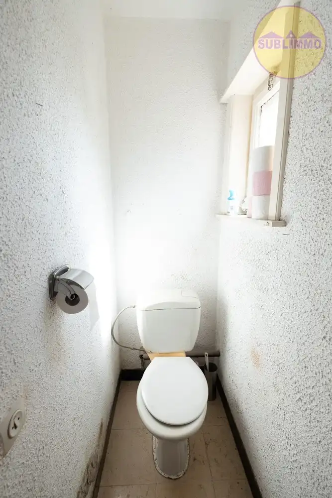 Vrijstaande woning in een rustige straat met veel mogelijkheden foto 16