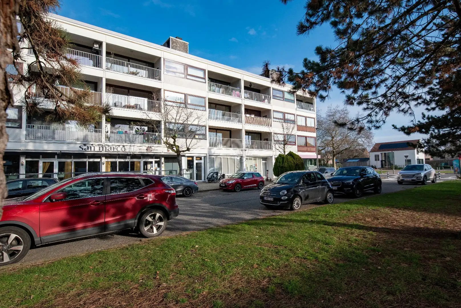 Instapklaar appartement met 3 slaapkamers foto 16
