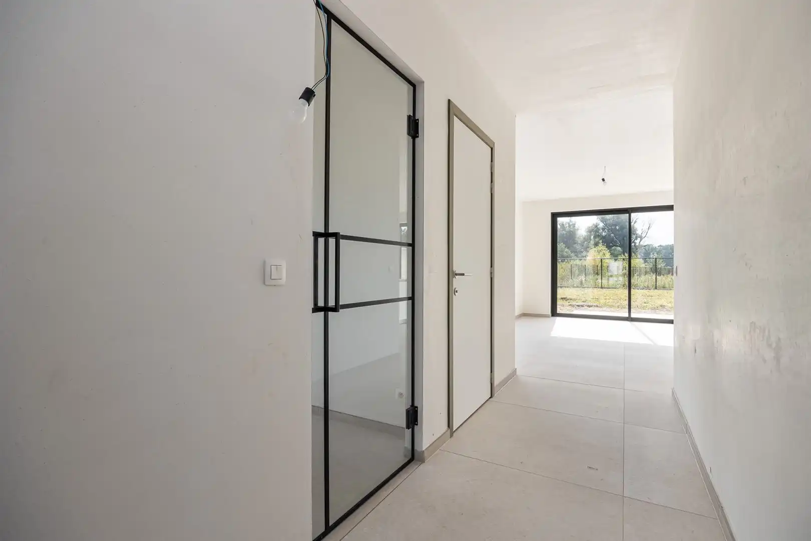 Duurzame, halfopen nieuwbouwbouwing op zuidwest perceel.  foto 7