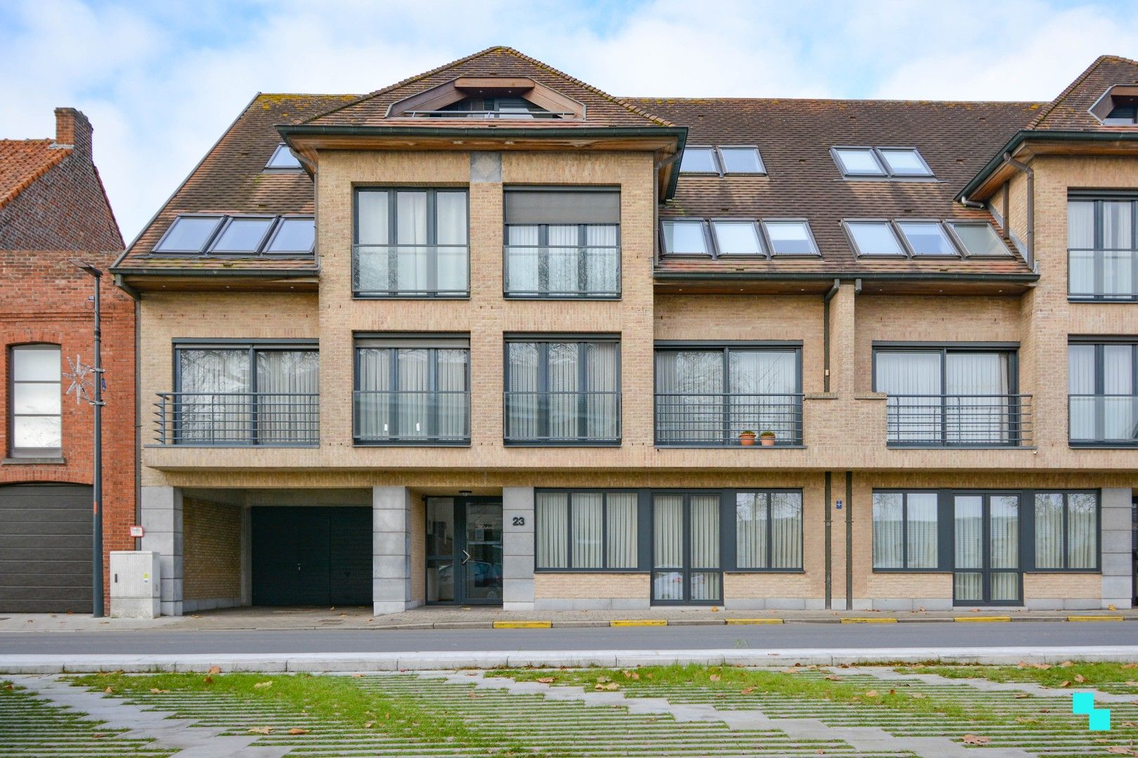 Hoofdfoto van de publicatie: 1-slaapkamer appartement met garagebox in dorpskern Gits