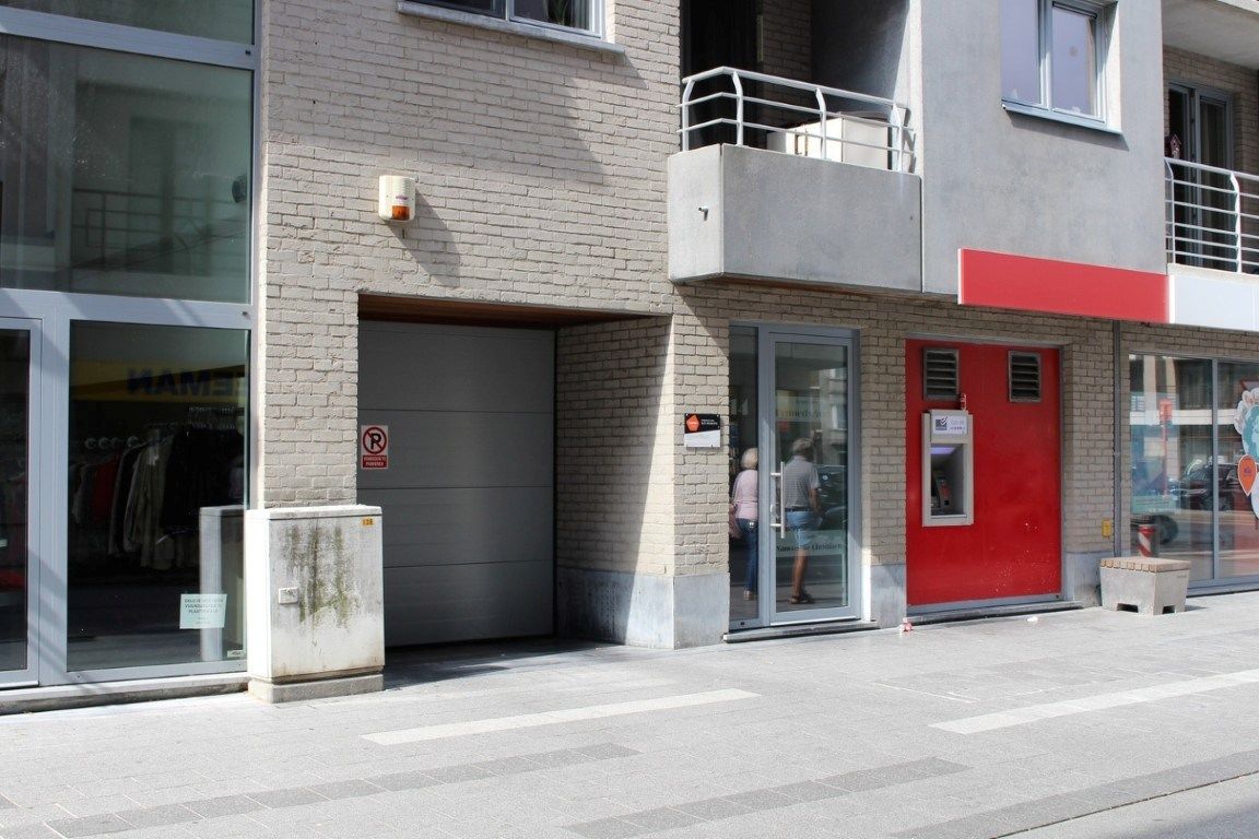 Autostandplaats te huur in het hart van Blankenberge foto 3