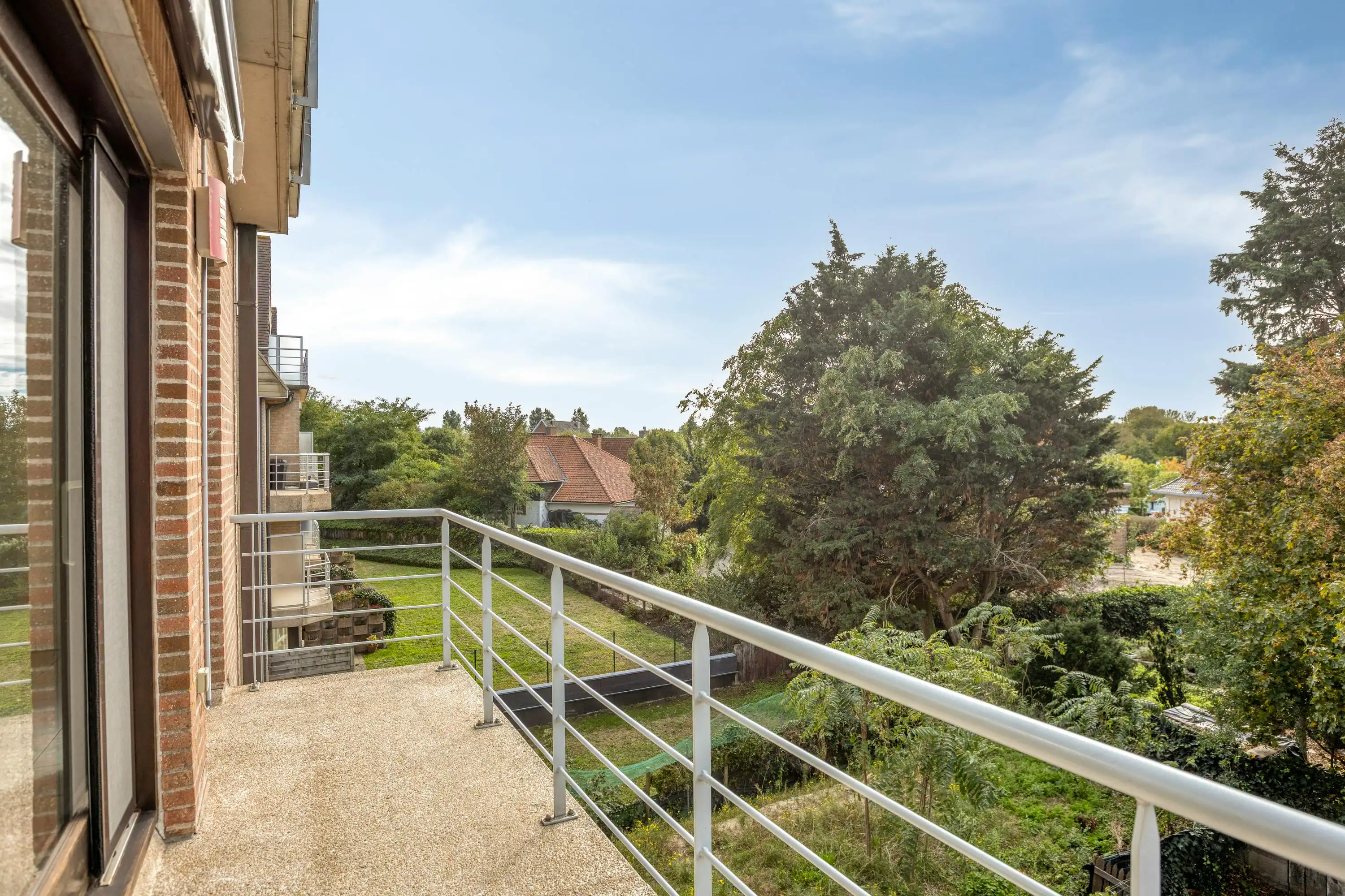 Ruim appartement (104m²) met twee slaapkamers te koop! foto 16