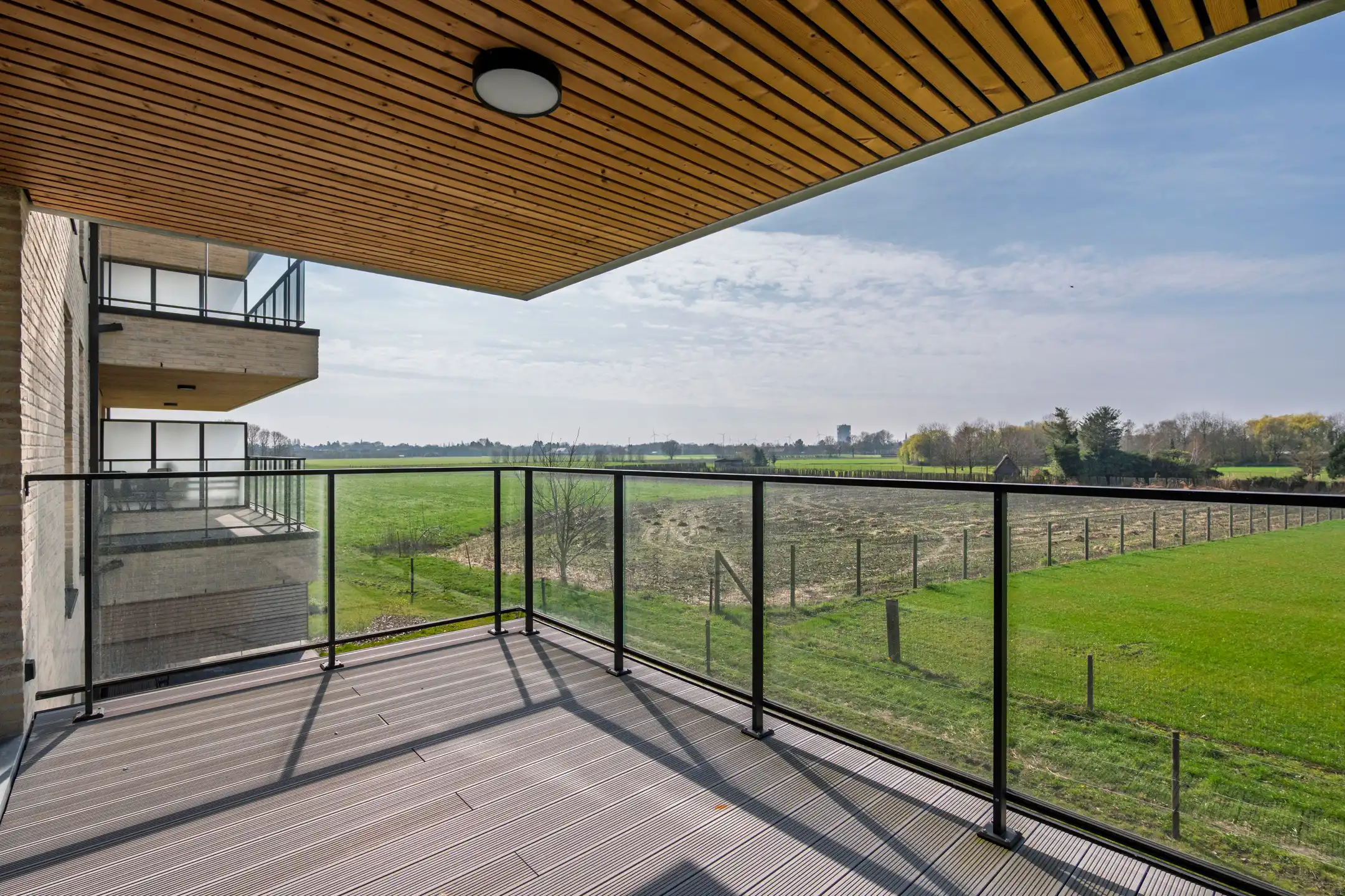 Appartement met 3 slpks en groot terras met zicht op weiland foto 11