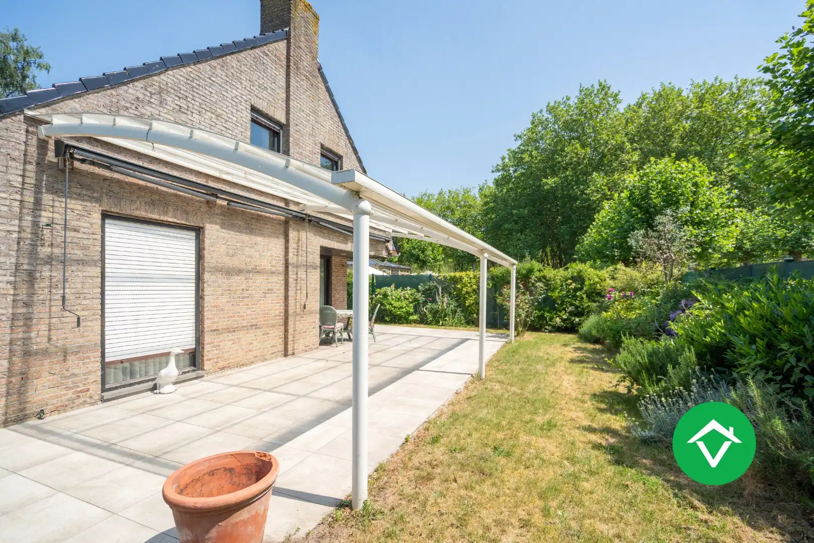 Zeer ruime en instapklare woning met veel mogelijkheden te Eernegem foto 9