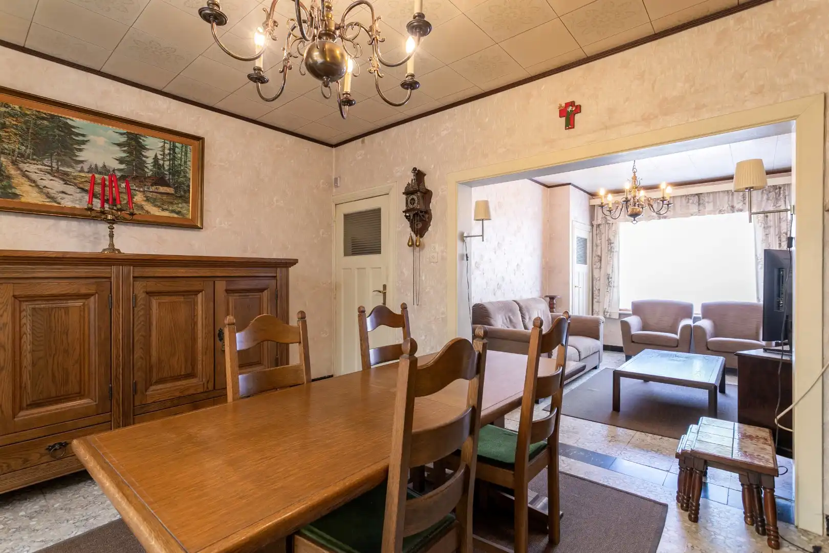 Te renoveren woning met 3 slpk te Buizingen foto 2