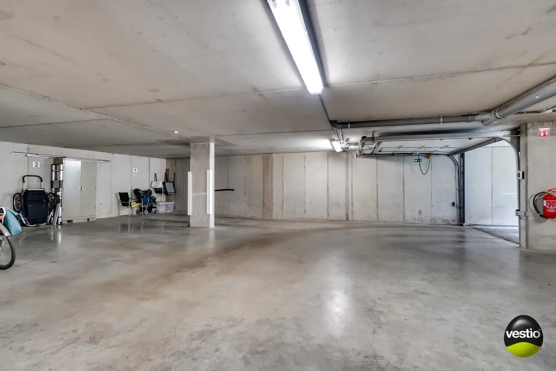 RUIM, MODERN APPARTEMENT 120 M² MET 3 SLAAPKAMERS foto 33