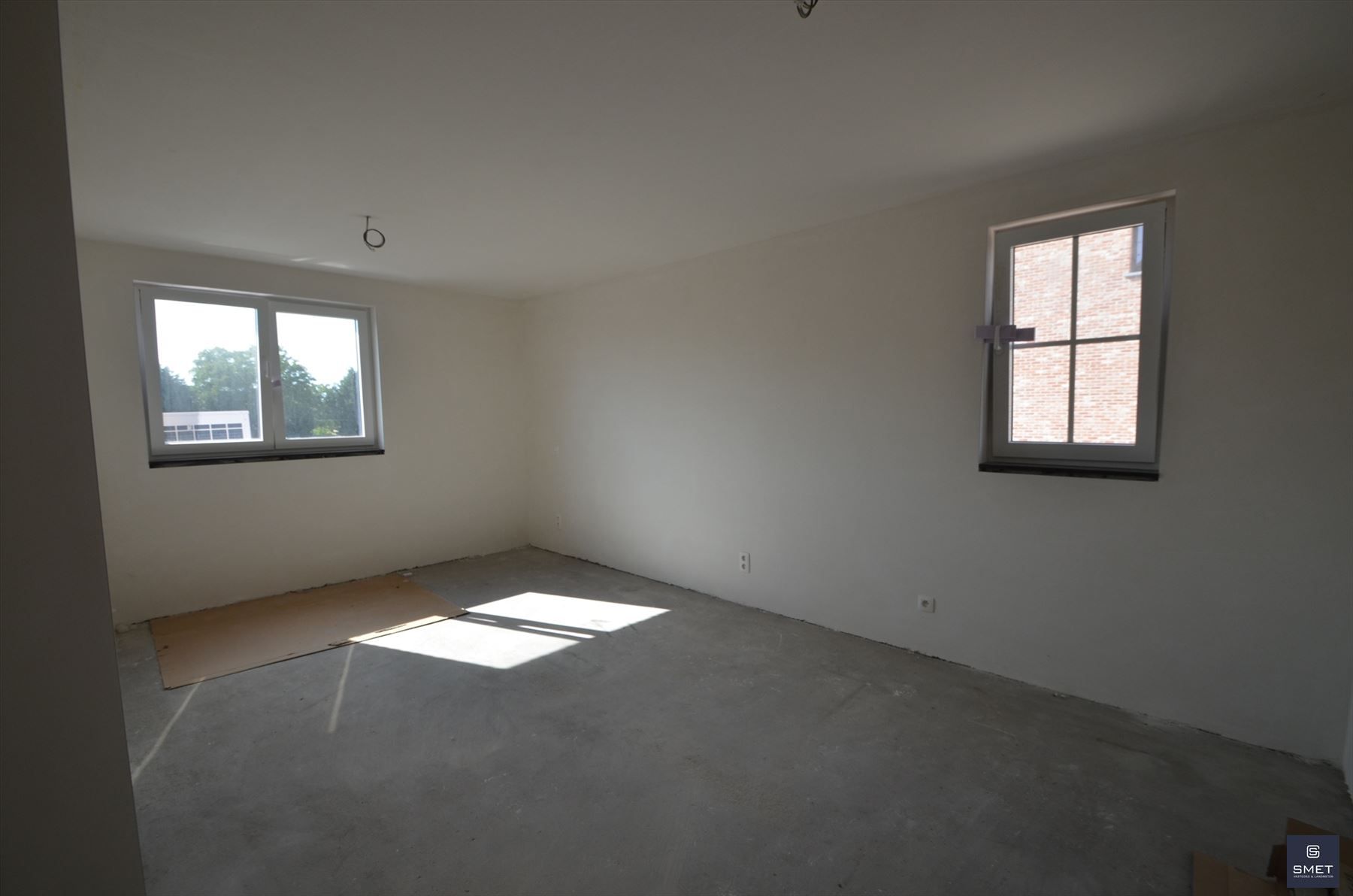 Halfopen nieuwbouw woning foto 20