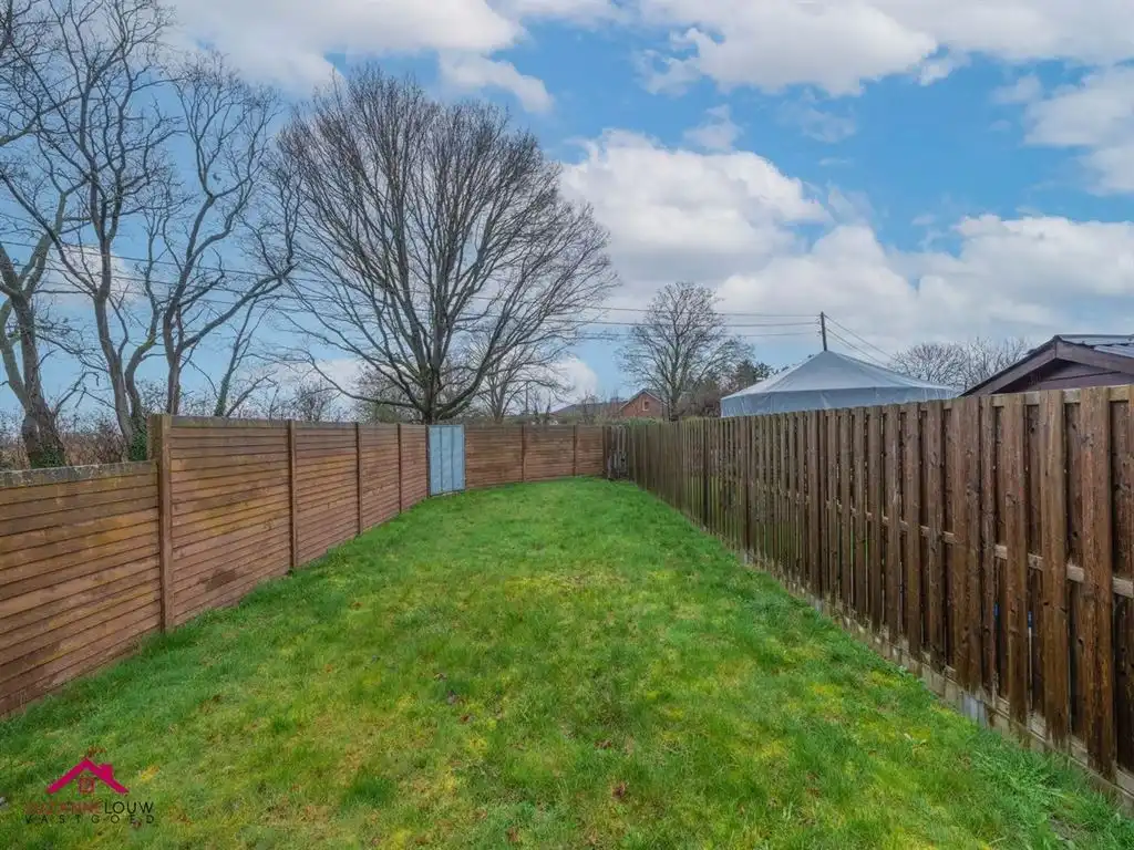 Charmante vrijstaande woning foto 12