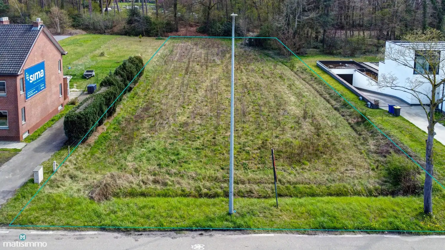 ZEER GUNSTIG GELEGEN BOUW- OF PROJECTGROND MET EEN OPPERVLAKTE VAN 23 ARE 91 CA TE DIEPENBEEK foto 2