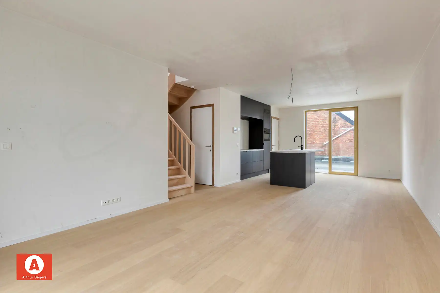 Nieuwbouw duplex-appartement in kleinschalige residentie foto {{pictureIndex}}