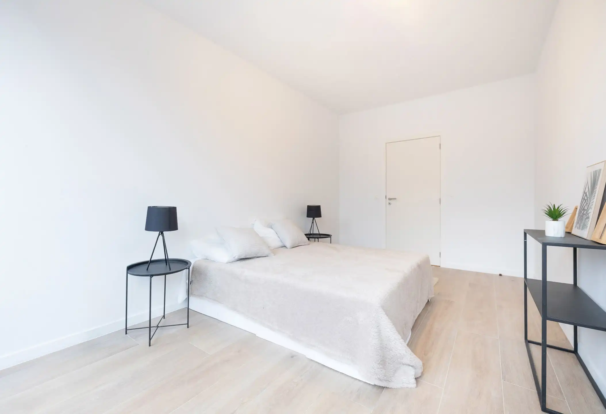 2slpks verhuurd, +-4% rendement + verhuurbeheer inbegrepen foto 18