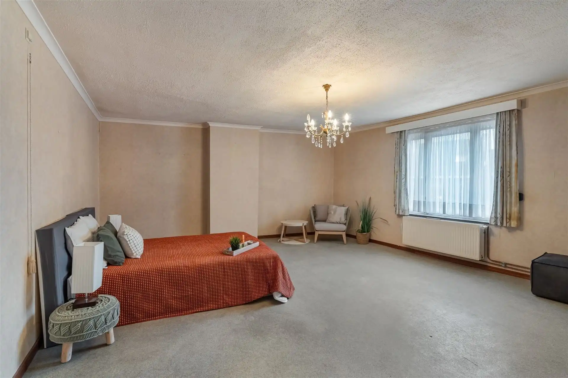 Woning met handelsgedeelte en opslagplaats. foto 21
