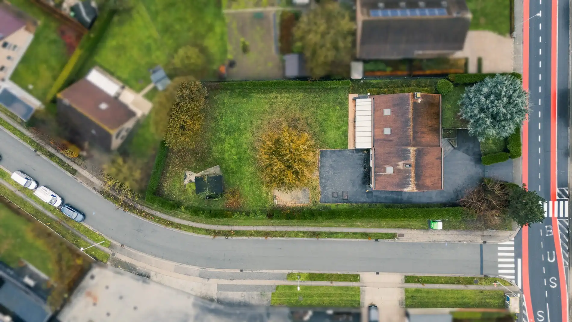 Grote woning op 1518 m² met 5 kamers & een grote garage foto 13