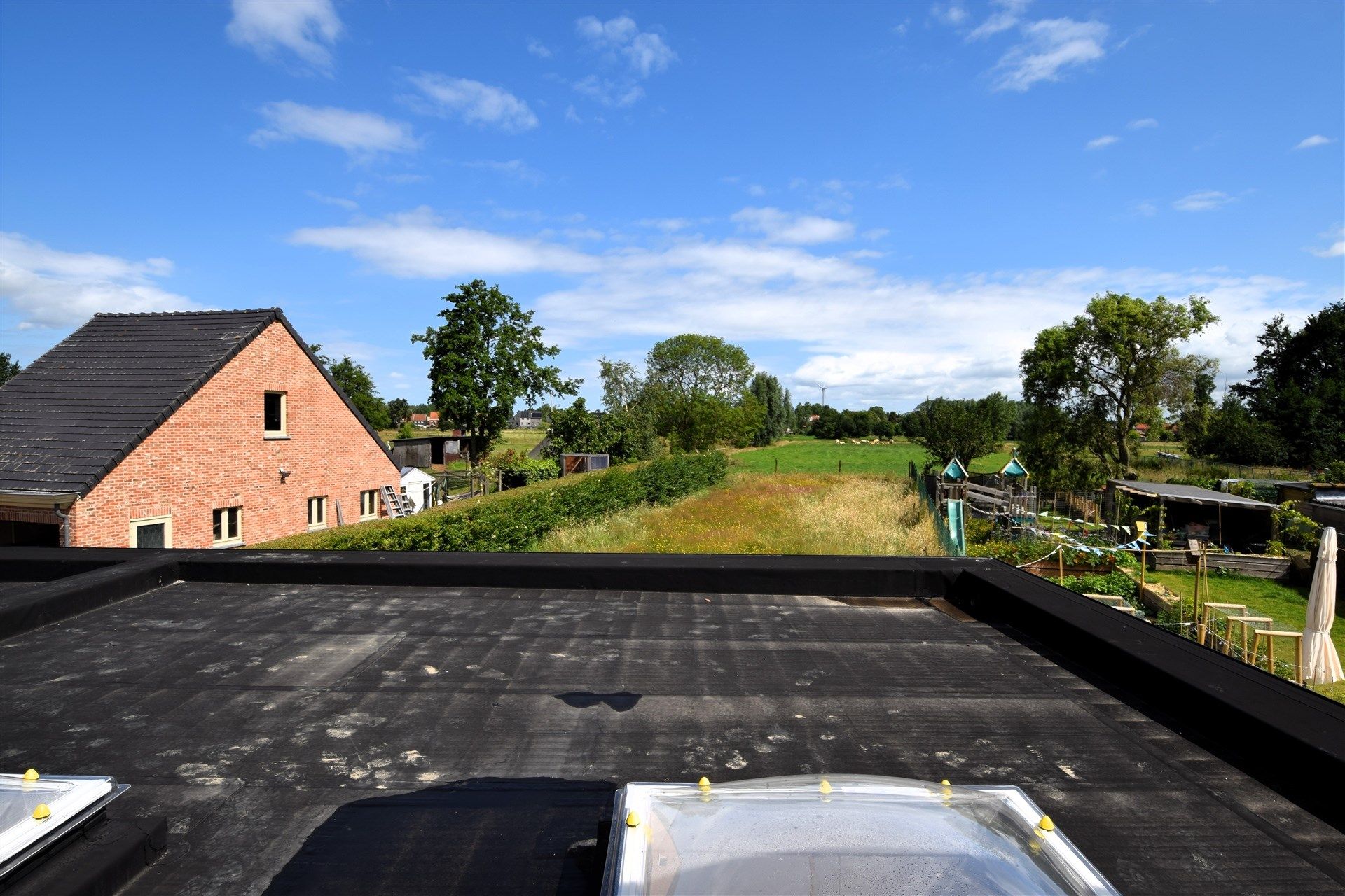 Ruime nieuwbouwwoning met 4 slaapkamers en inpandige garage foto 7