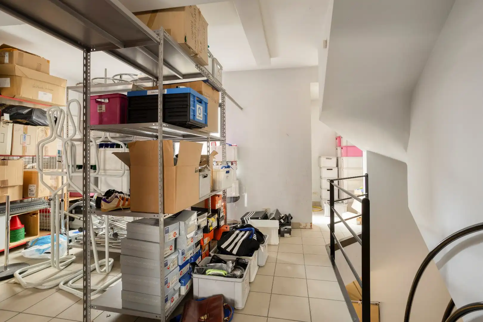 Handelspand met woonst te Halle-centrum foto 5