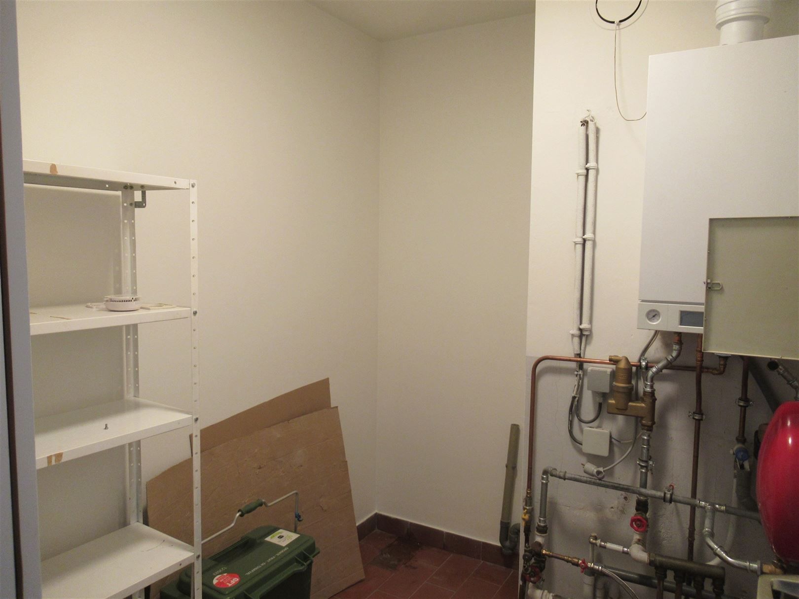 Appartement met 2 slaapkamers in centrum van Sint-Truiden. foto 5