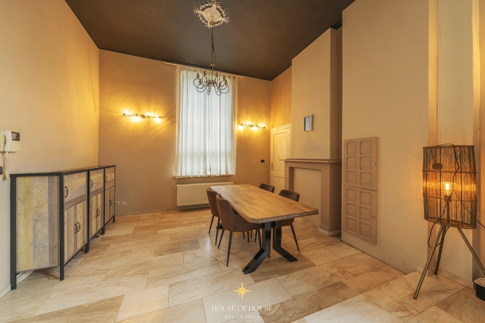 Exceptionele eigendom: Oude Gemeenteschool met directeurswoning, 3 appartementen en studio – zonder renovatieverplichting foto 9