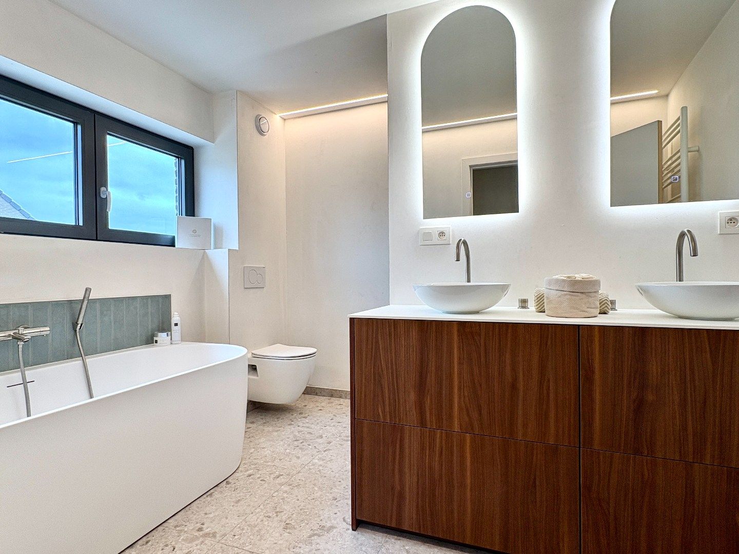 Hoogwaardige totaal renovatie te Kuurne. foto 17